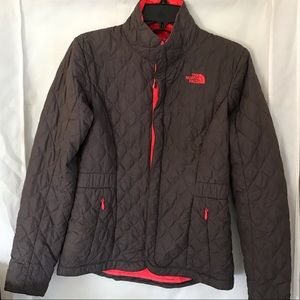 North Face women’s jacket size medium.